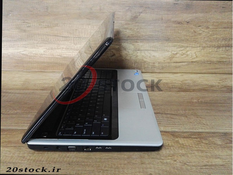لپ تاپ استوک  Dell مدل inspiron 1750  با پردازنده Core 2 due و حافظه رم 4 گیگابایتی