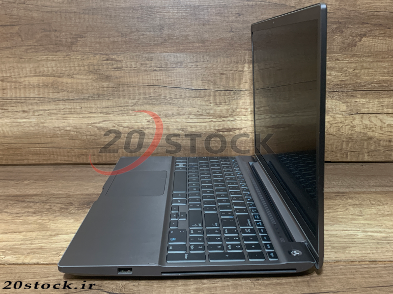 لپ تاپ استوک Samsung مدل 700Z رم 8 گیگابایت و صفحه نمایش 15.6 اینچی با کیفیت HD