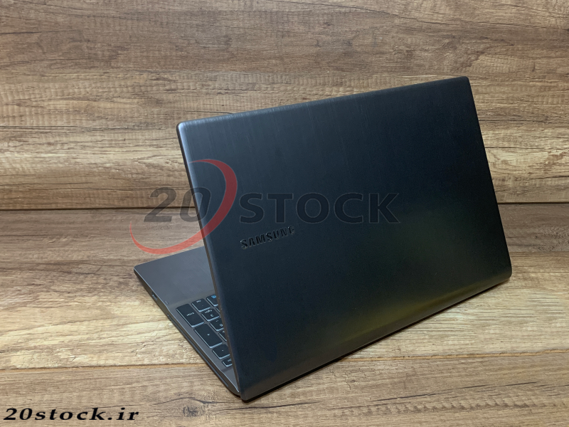 لپ تاپ استوک Samsung مدل 700Z رم 8 گیگابایت و صفحه نمایش 15.6 اینچی با کیفیت HD