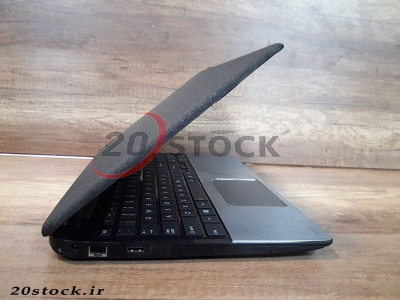 لپ تاپ استوک قیمت مناسب Toshiba مدل  satellite L50t با پردازنده اینتل